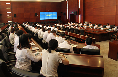 以滿(mǎn)載自信搏擊海浪 實(shí)力打造現(xiàn)代企業(yè)航母 以滿(mǎn)載自信搏擊海浪 實(shí)力打造現(xiàn)代企業(yè)航母